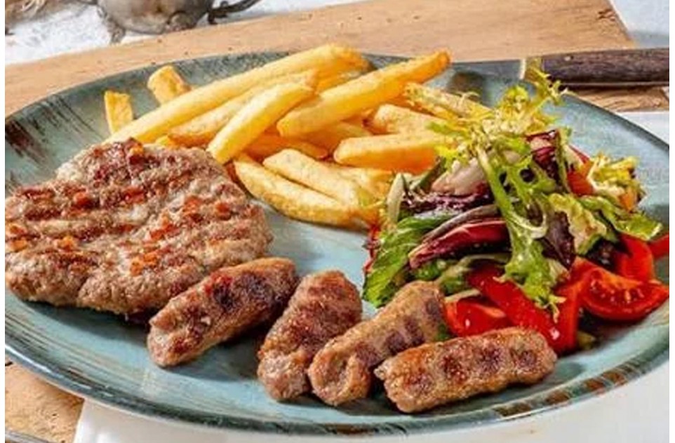 Karışık Köfte